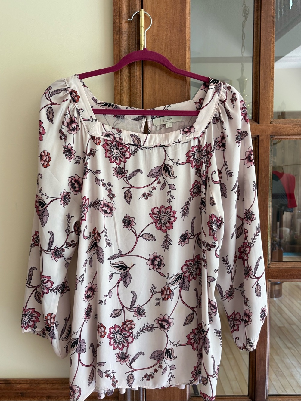 Ann Taylor Loft Plum Floral Blouse size XL
